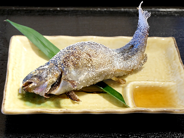 ニジマスの塩焼き 6円 税込 お手水の森